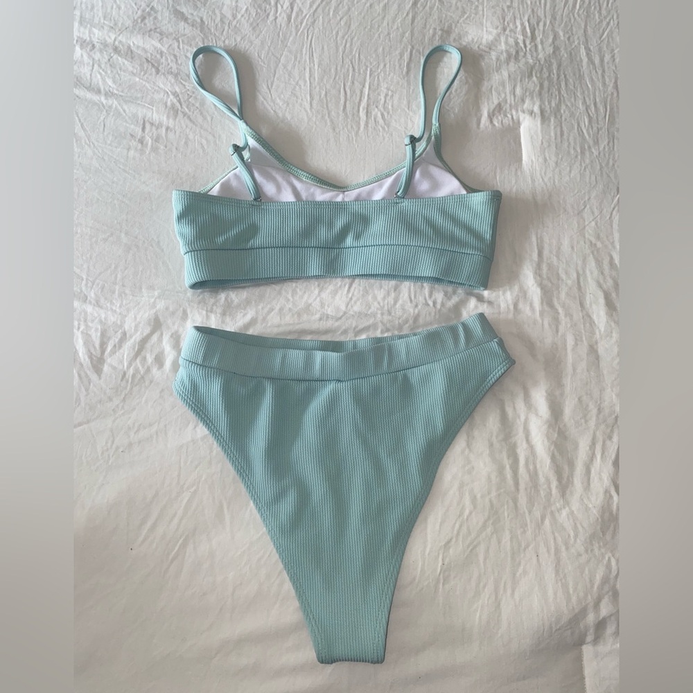 Bikini Set - Picture 2 of 2